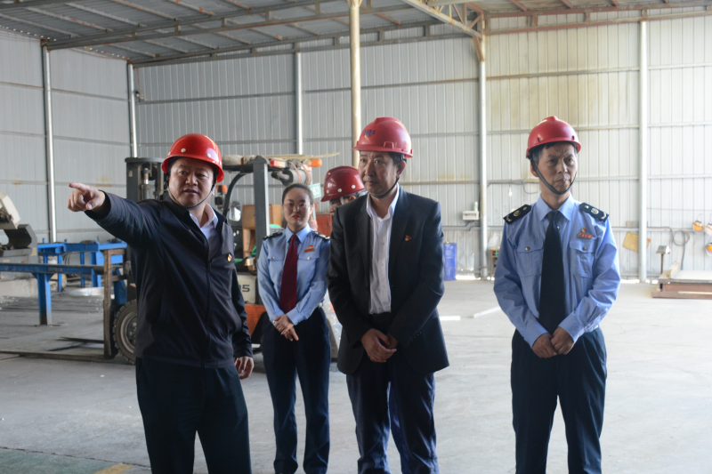 西寧市稅務(wù)局黨委書(shū)記、局長(zhǎng)劉興華蒞臨 青海物產(chǎn)工業(yè)投資有限公司調(diào)研