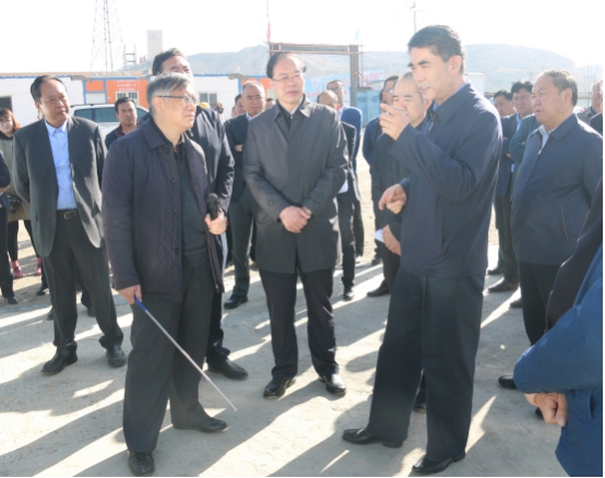 省委副書(shū)記、省長(zhǎng)王建軍等領(lǐng)導(dǎo)一行視察海東工業(yè)園區(qū)臨空綜合經(jīng)濟(jì)園