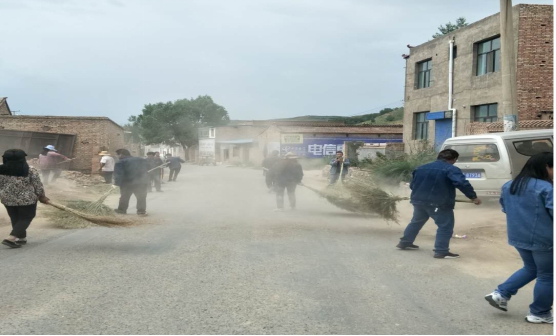 以&ldquo;慶七一&rdquo;為載體，物產(chǎn)工投公司黨委將&ldquo;黨的建設(shè)重點(diǎn)強(qiáng)化年&rdquo;活動向基層延伸